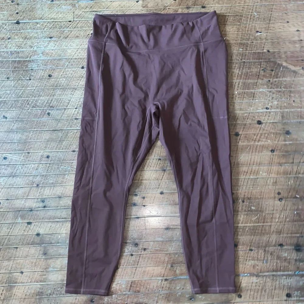 Fabletics Motion 365 Trinity high waisted brown 4x cropped Athleisure leggings